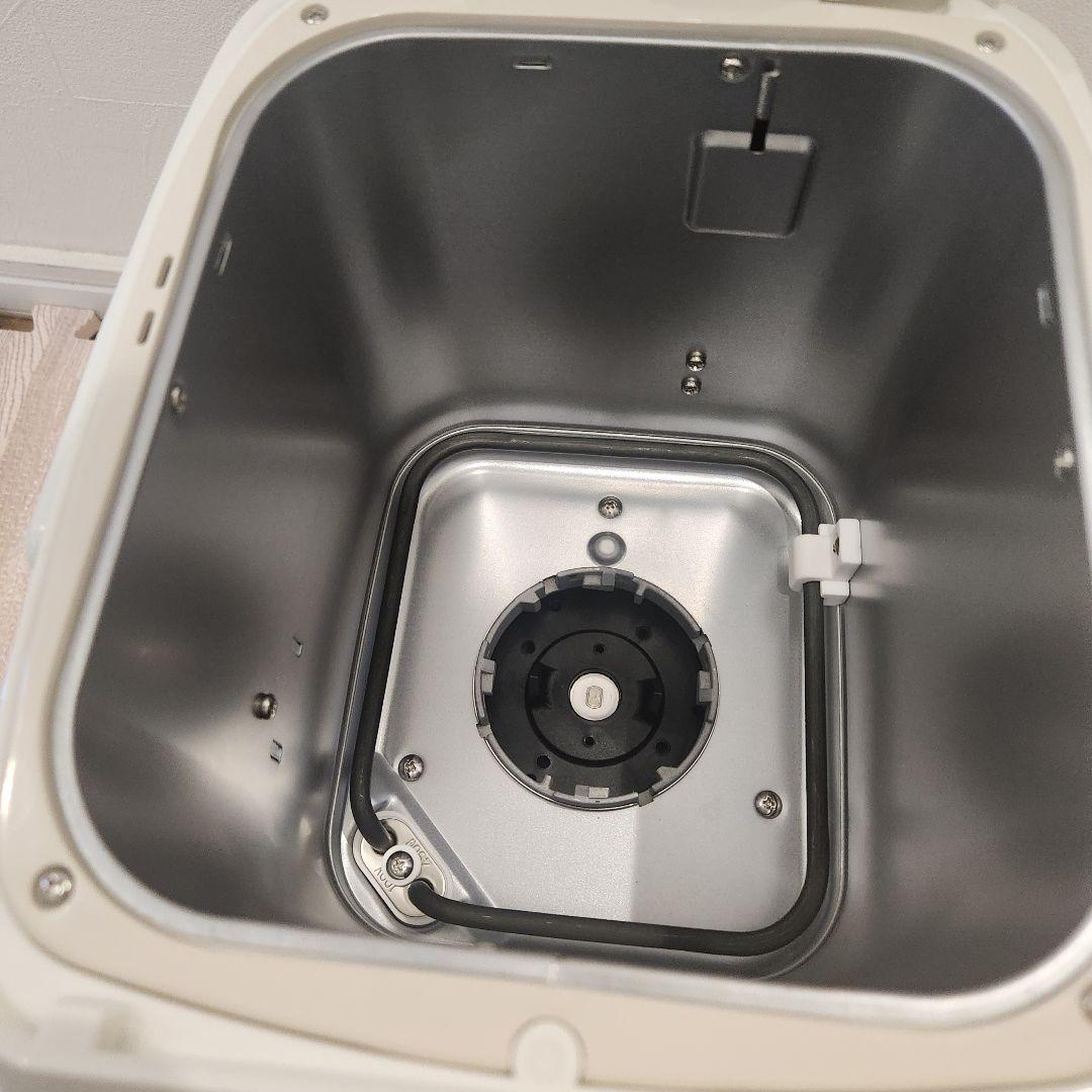 新品未使用 ZOJIRUSHI ホームベーカリー BB-KT10-WB