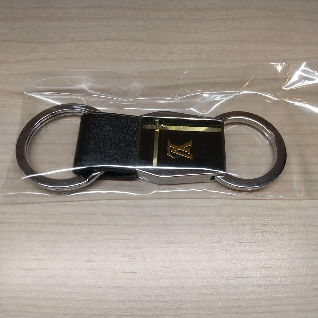 ルイヴィトン キーホルダー
