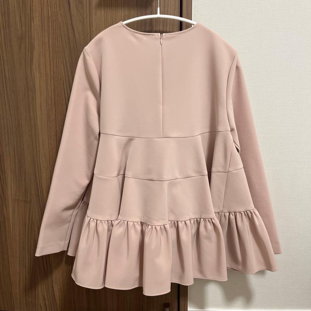 【新品タグ付き】　yori ヨリ　ティアードギャザーブラウス　36 レア品