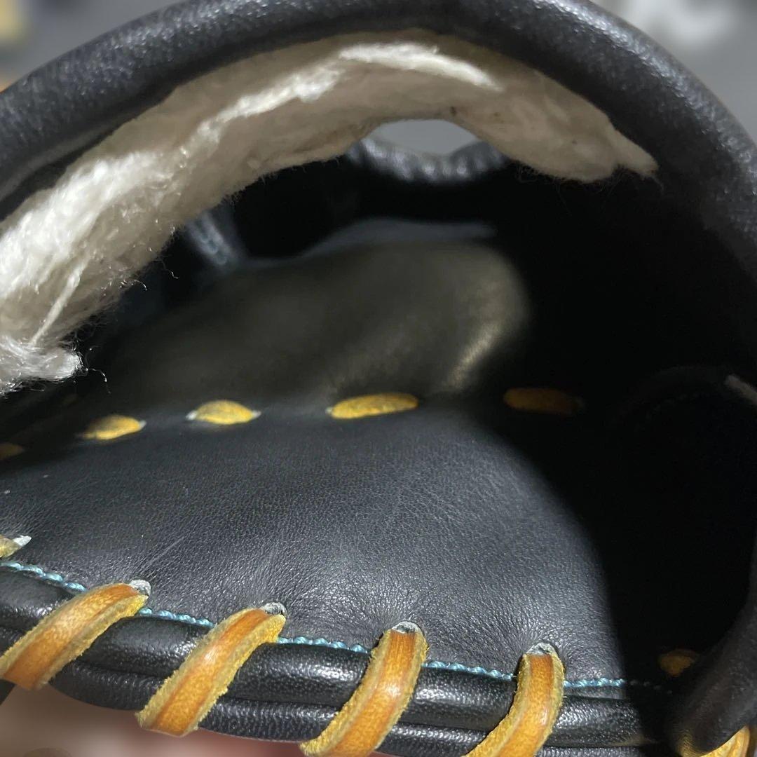 硬式野球グローブ ローンスター硬式グローブ黒と青のデザイン