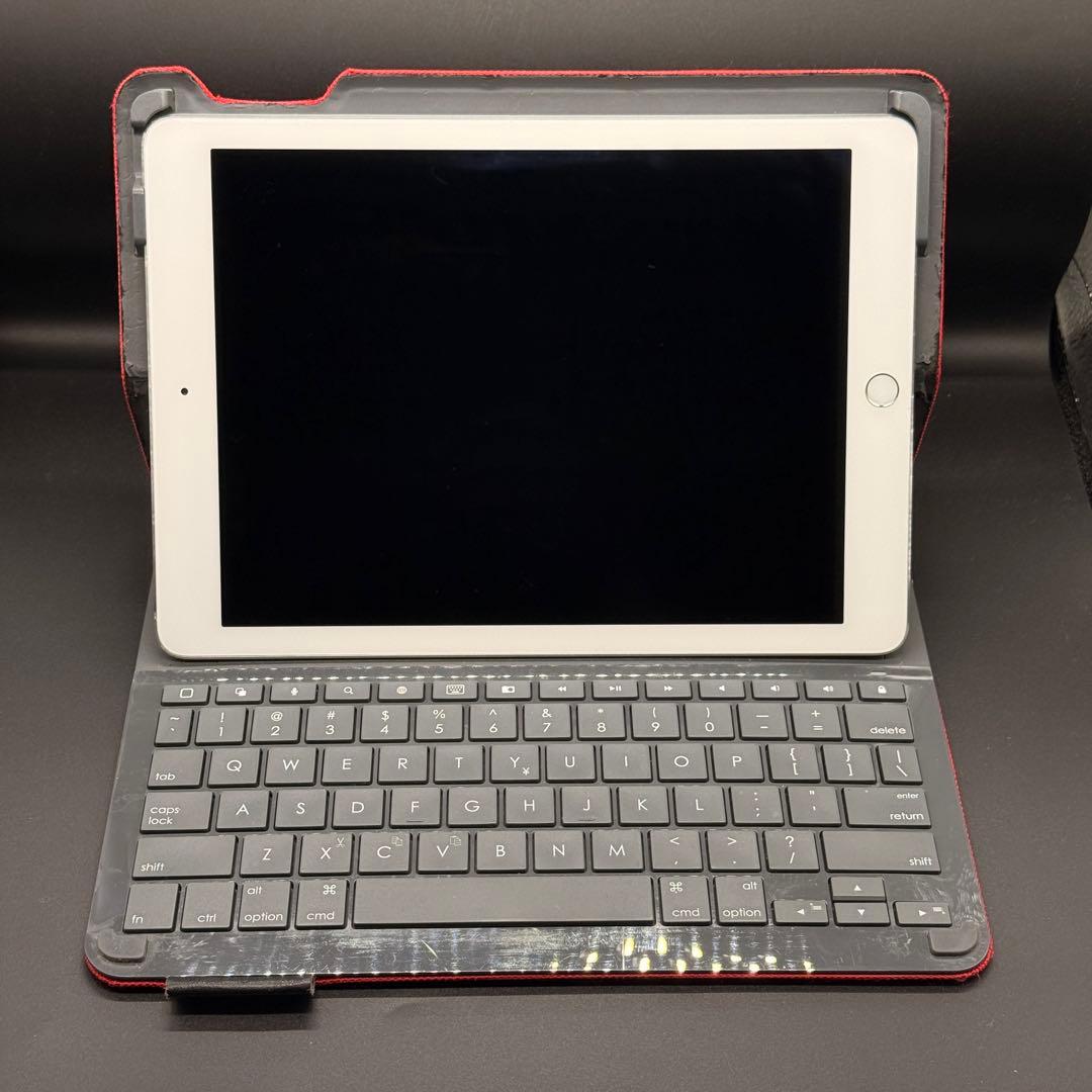 iPad Air 2 Wi-Fi 64GB シルバー & キーボード付きカバー