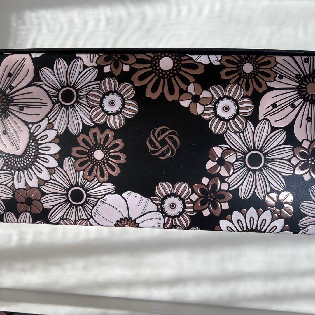 コスメデコルテ エターナルブルームコレクション 2025 限定　クリスマスコフレ