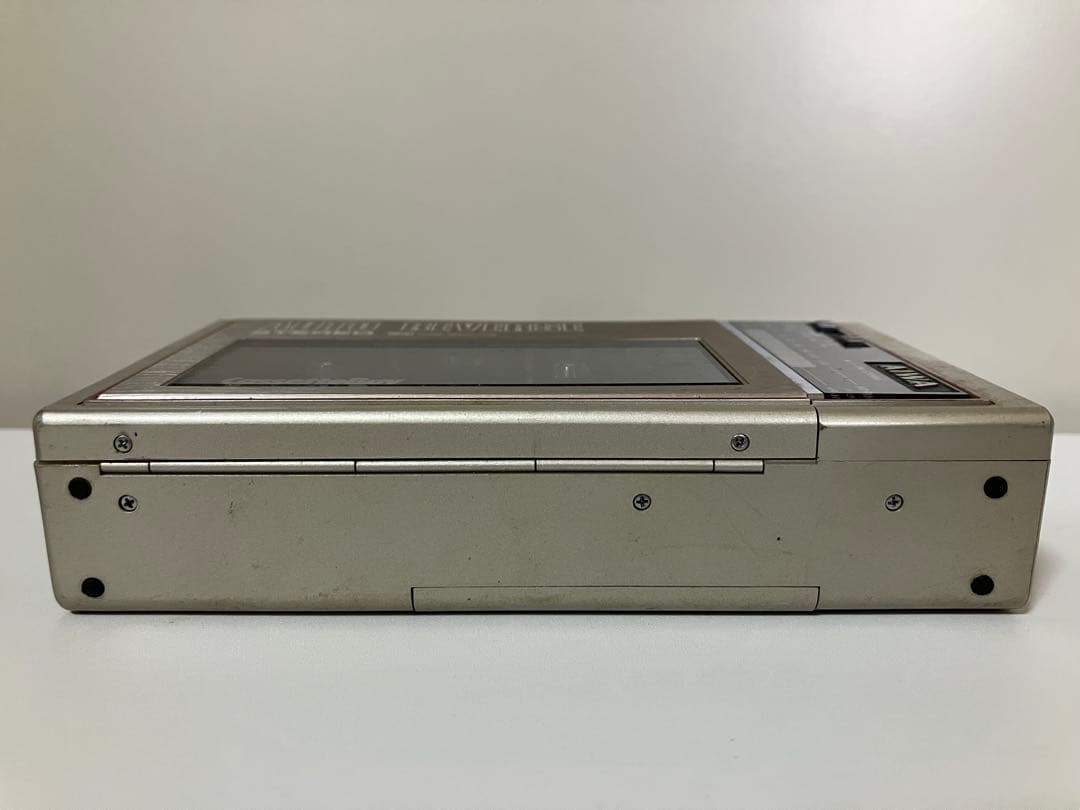 AIWA HS-J2 カセットレコーダー　ジャンク品