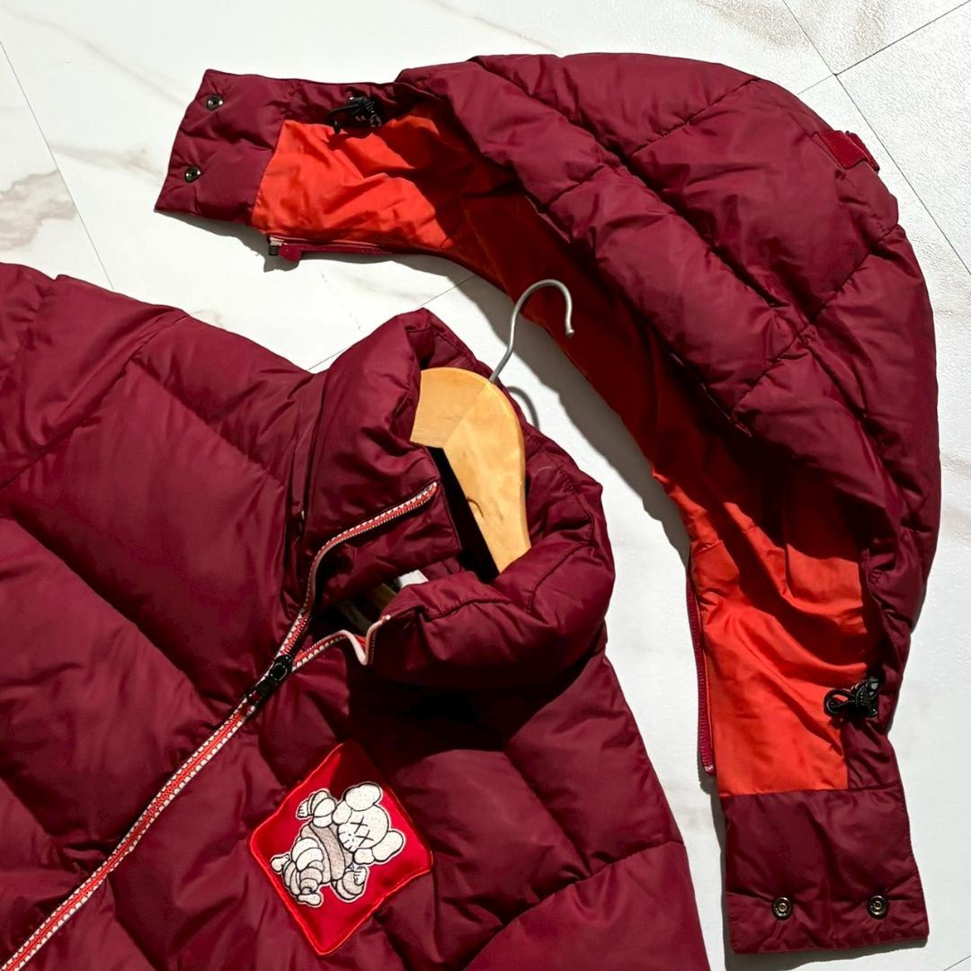 レア　KAWS　Original Fake　カウズ　2way　ダウンジャケット