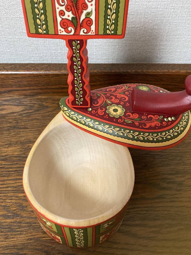 ロシア雑貨☆糸紡ぎの木製Box馬 小物入れ オリガ作マトリョーシカ