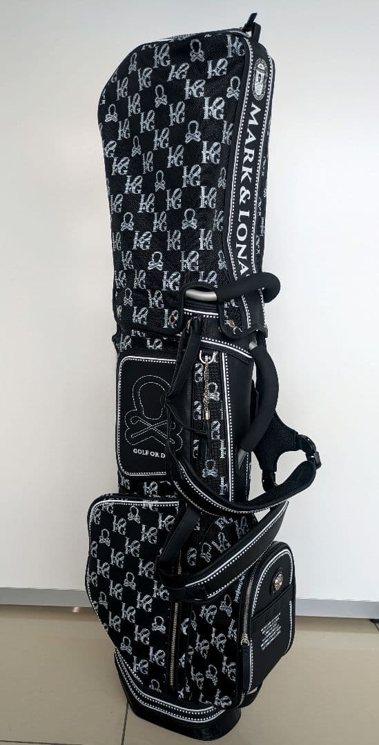 新品　未使用　MARK&LONA　キャディバッグ