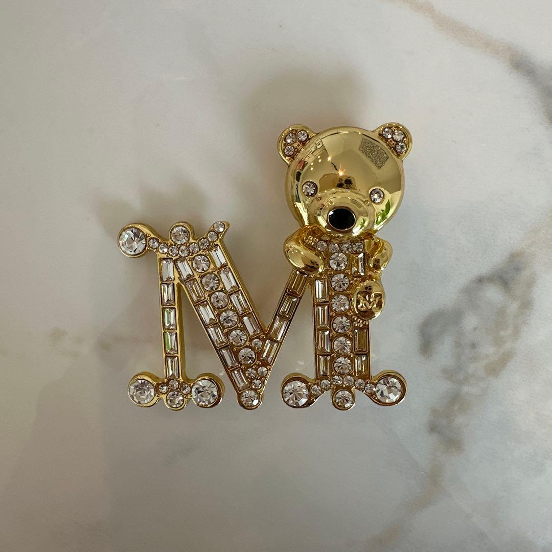 入手困難Max Mara テディベア ブローチ