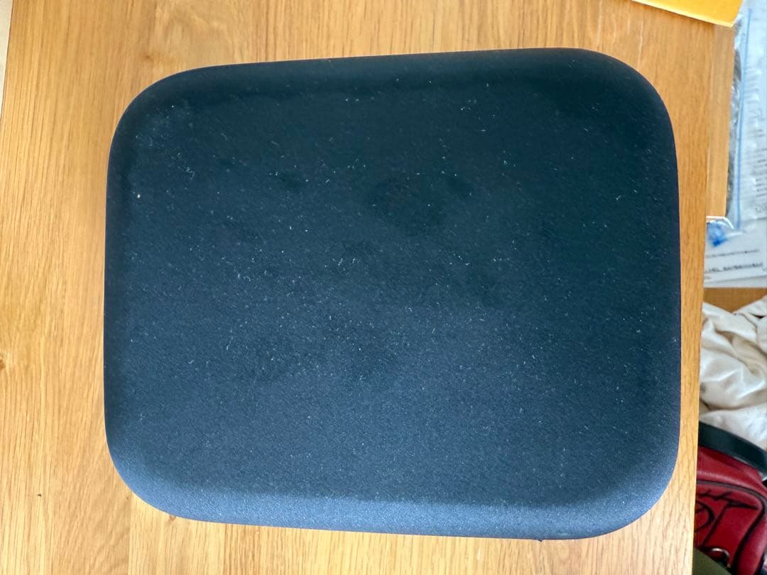 ヘッドホン he1000v2