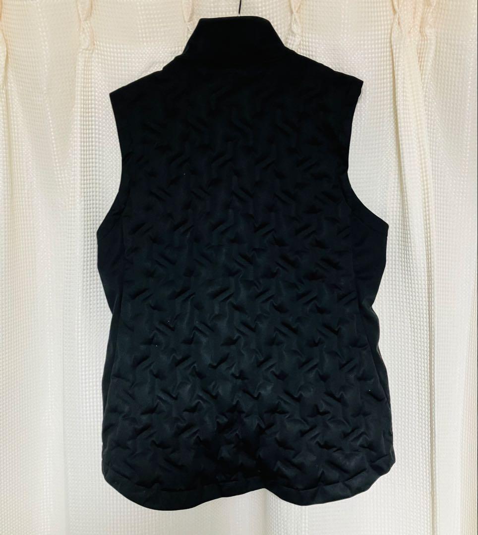 未使用　DESCENTE GOLF ブラックダウンベスト L