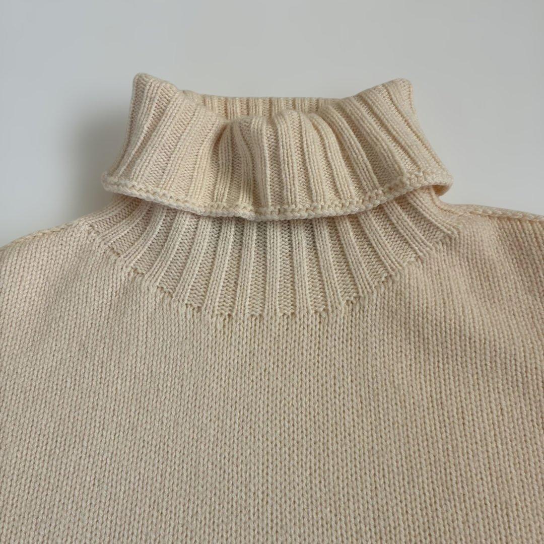 エトロ　カシミヤ100 クリーム色 タートルネックニット