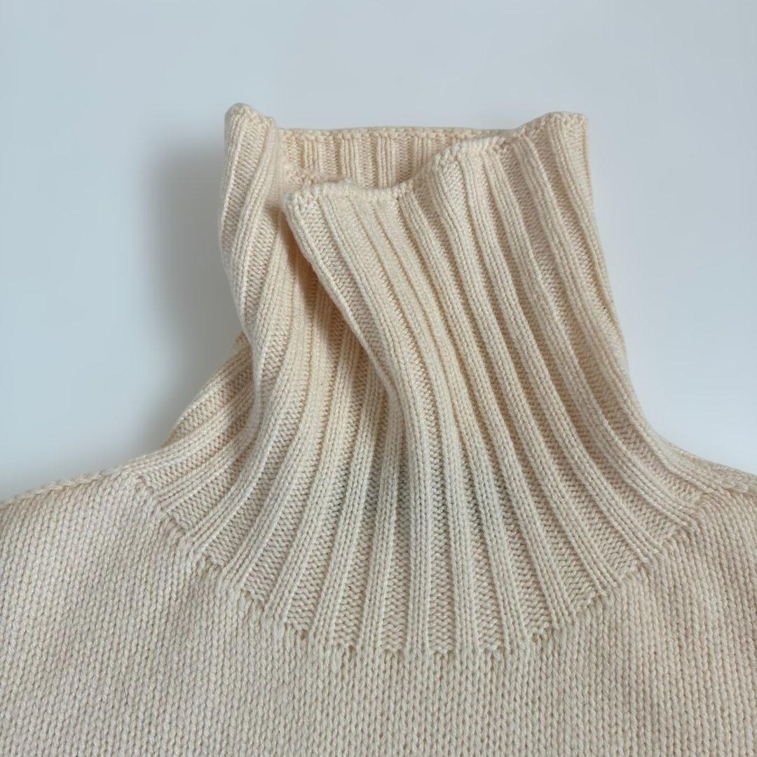 エトロ　カシミヤ100 クリーム色 タートルネックニット