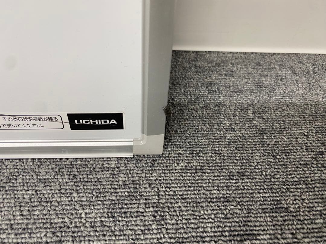 内田洋行 ホワイトボード壁掛け　1800✖️910