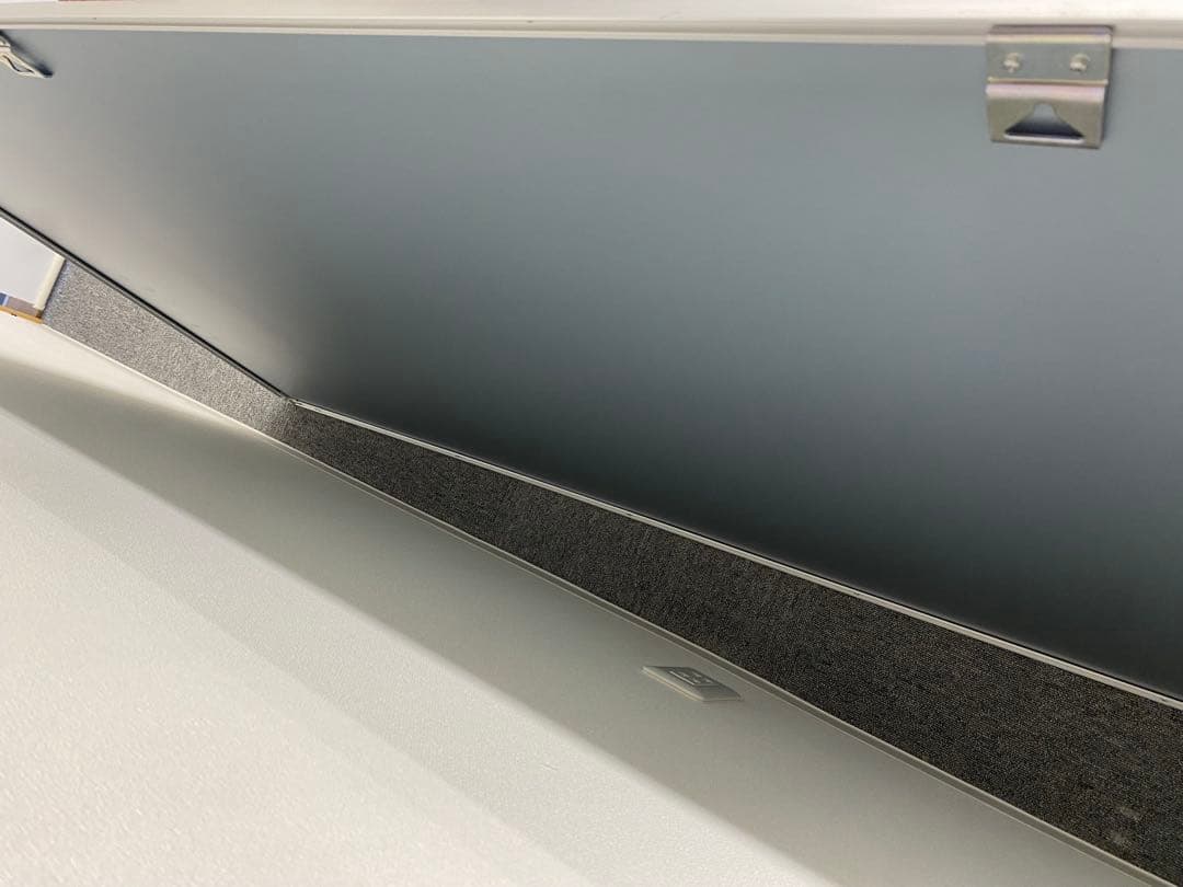内田洋行 ホワイトボード壁掛け　1800✖️910