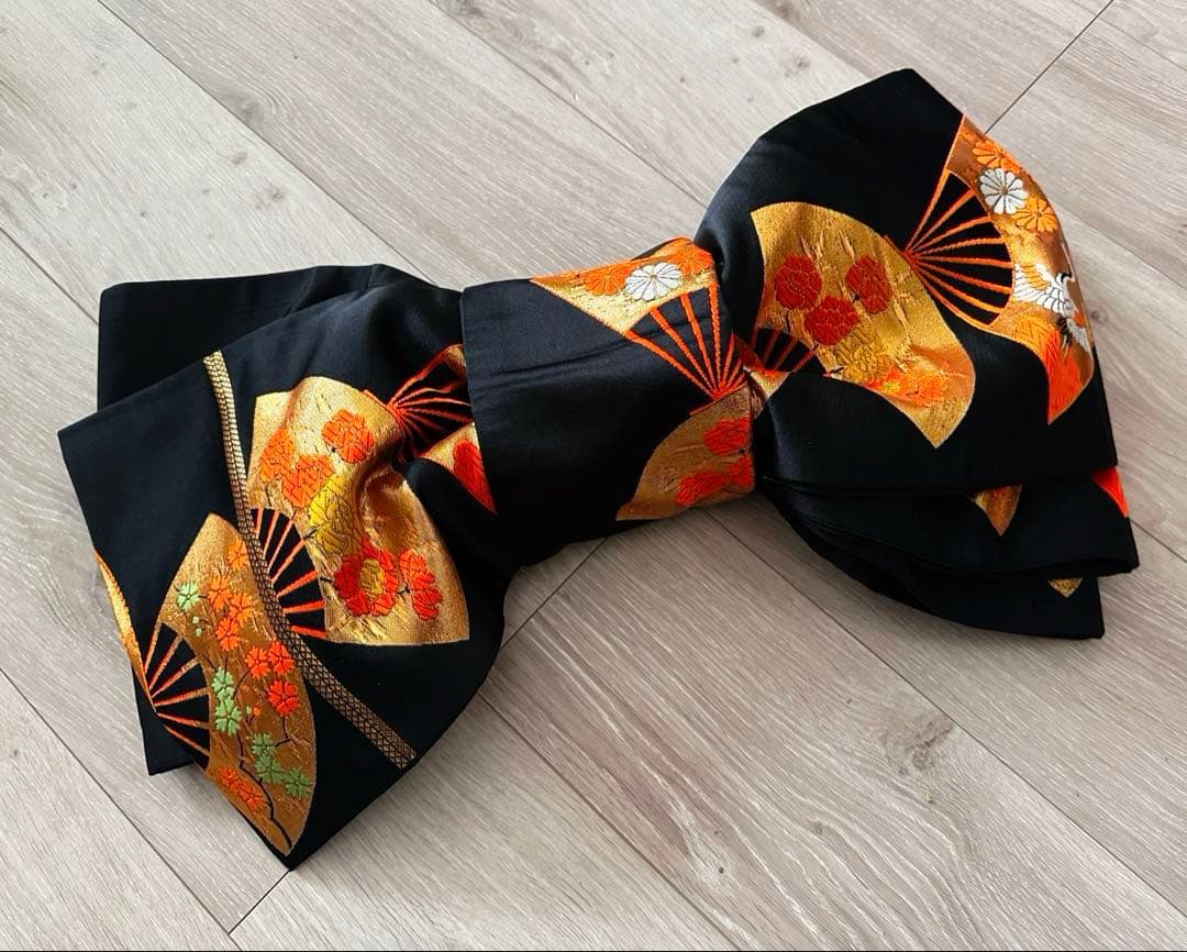 美品 七五三 7歳向け 正絹振袖＋袋帯セット 豪華金彩刺繍入り 古典柄 お祝い用