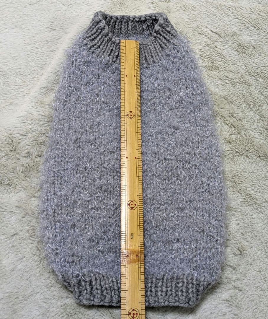 ニット背中側首周り