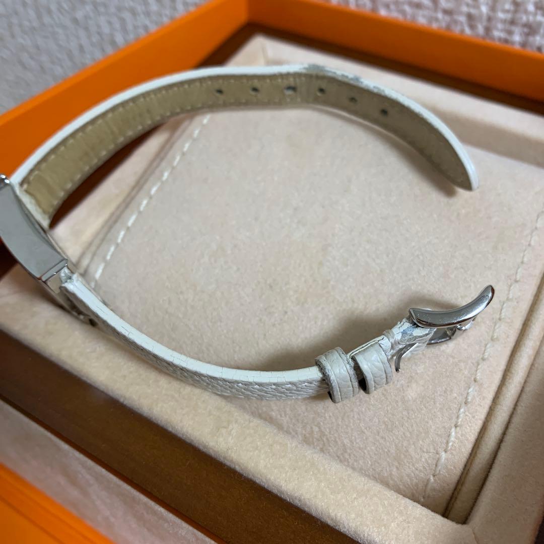 なっちゃん　HERMES ホワイトレザー 時計　エルメス　hウォッチ