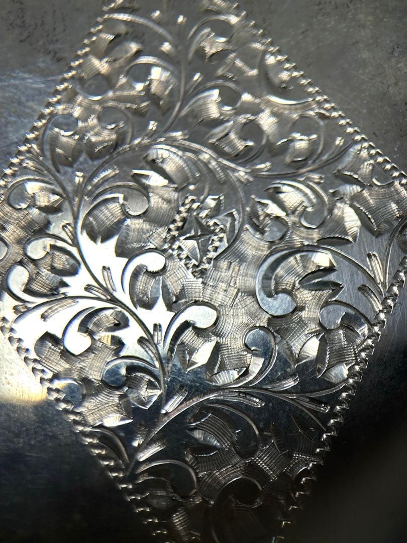 【彫金逸品】純銀製 SILVER 950 ヒップフラスコ 151g 唐草模様