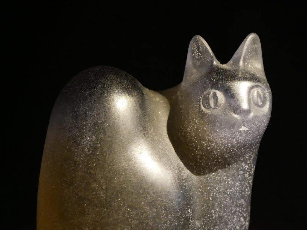 ドームクリスタルフィギュア　座る猫　世界限定150/500　値下げ