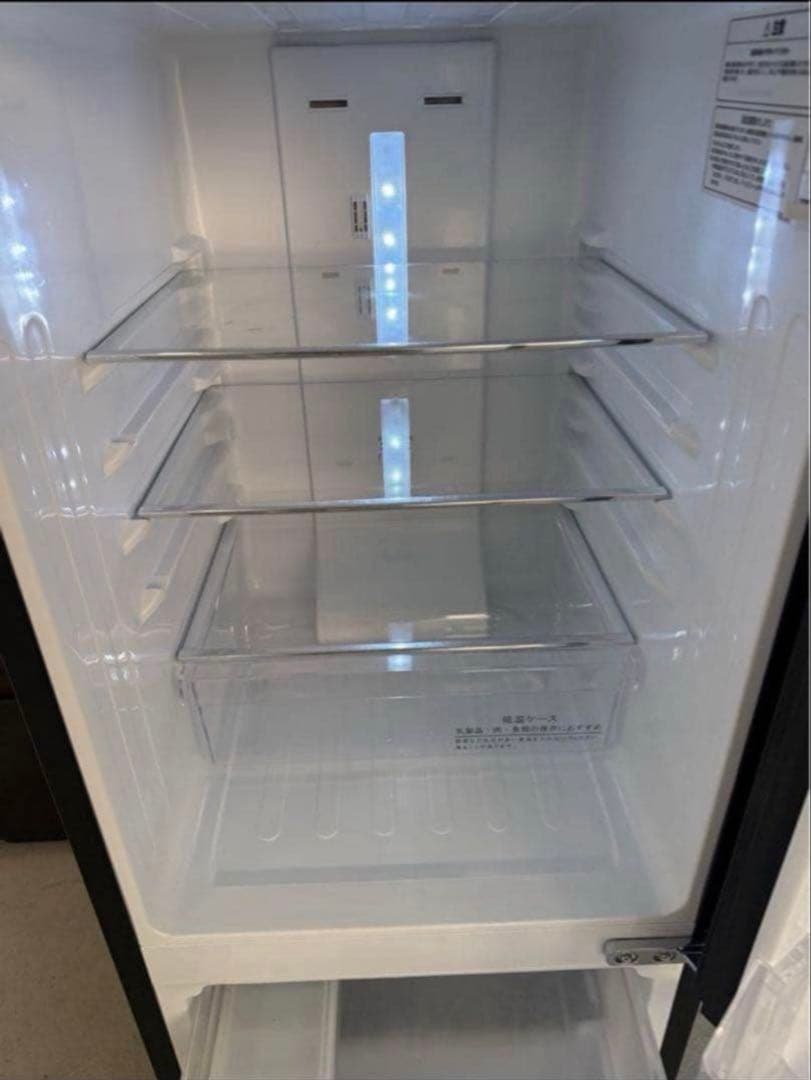 【高年式】2021年式 154L Hisense 冷蔵庫 HR-G1501EM