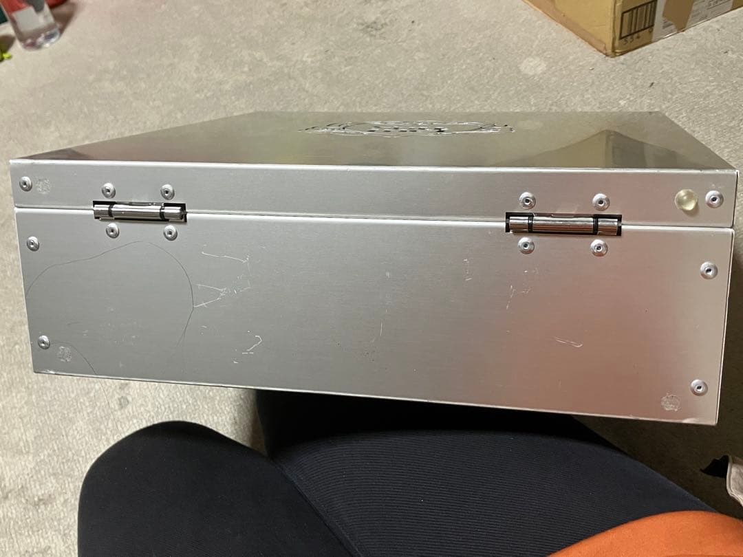 ソウメイ　シルバー　アタッシュケースのみ