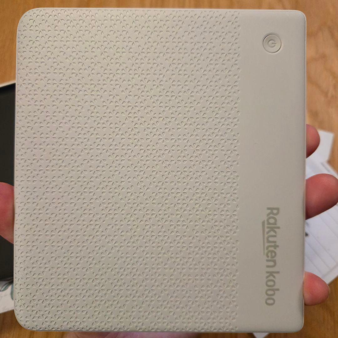 Kobo Libra Colour　専用カバー付き 2024版 32GB