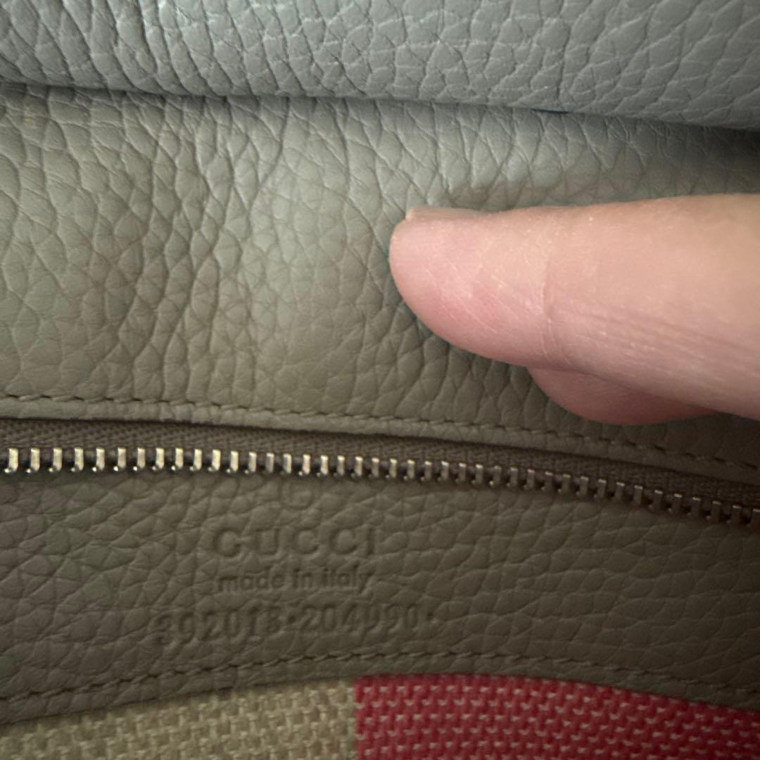 GUCCI グレー レザー ショルダーバッグ