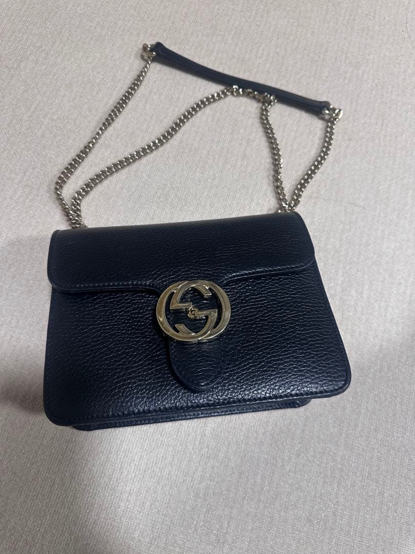 GUCCI インターロッキング ブラック ショルダーバッグ