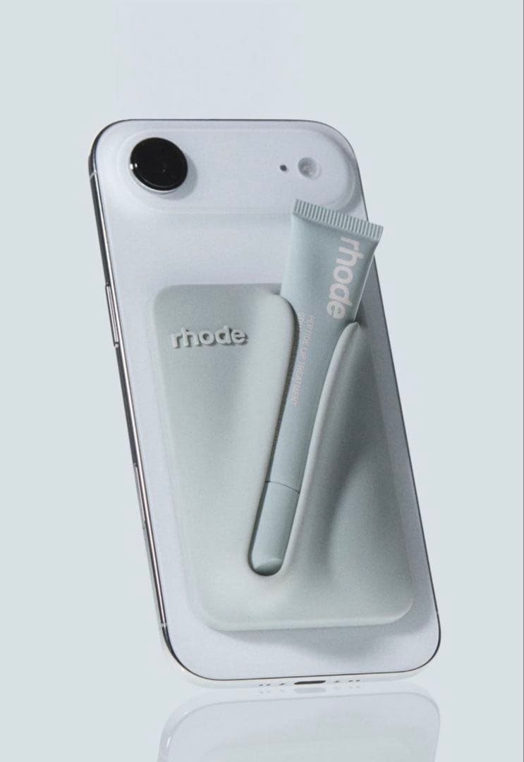 Rhode snap-on lip case ケース マグセーフ　グレー