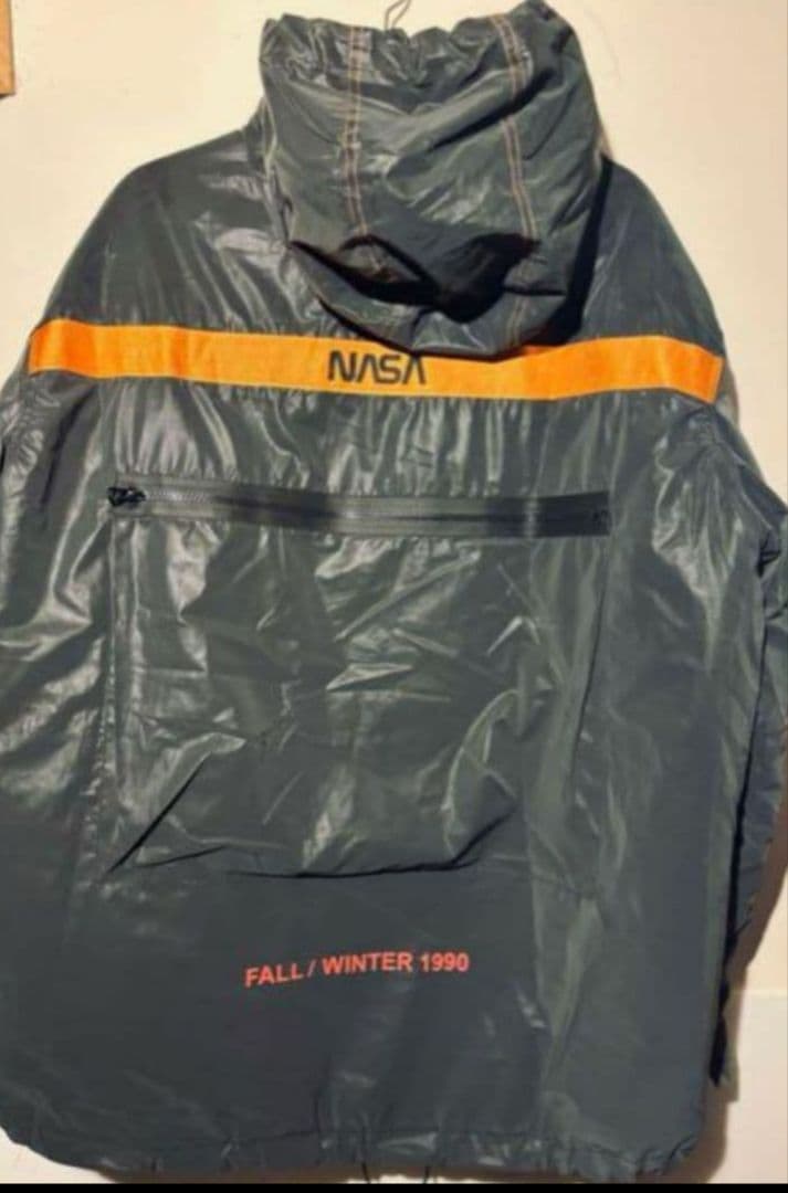 NASA ナイロンジャケット heron