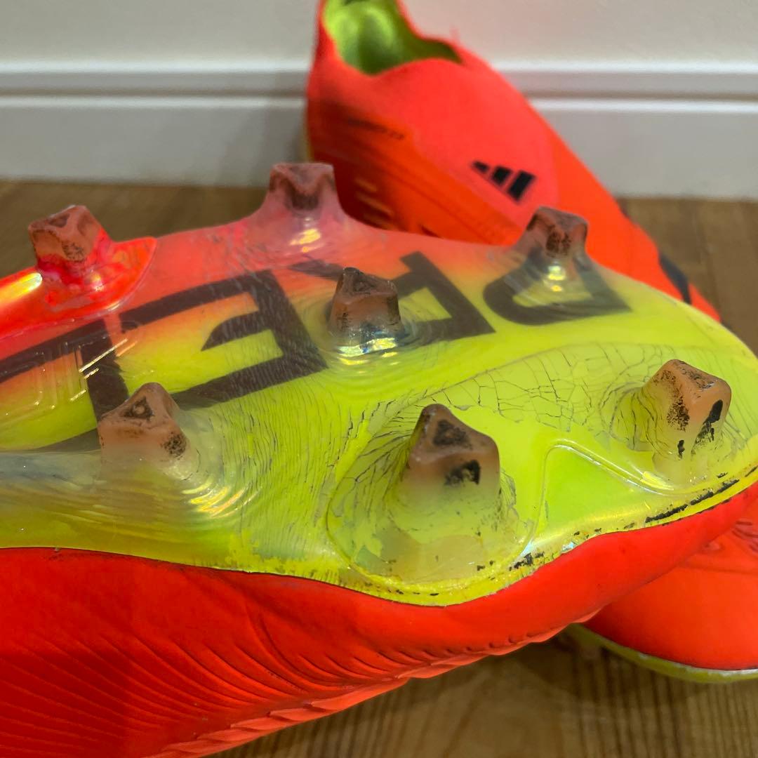 アディダス　プレデター　レースレス　26cm