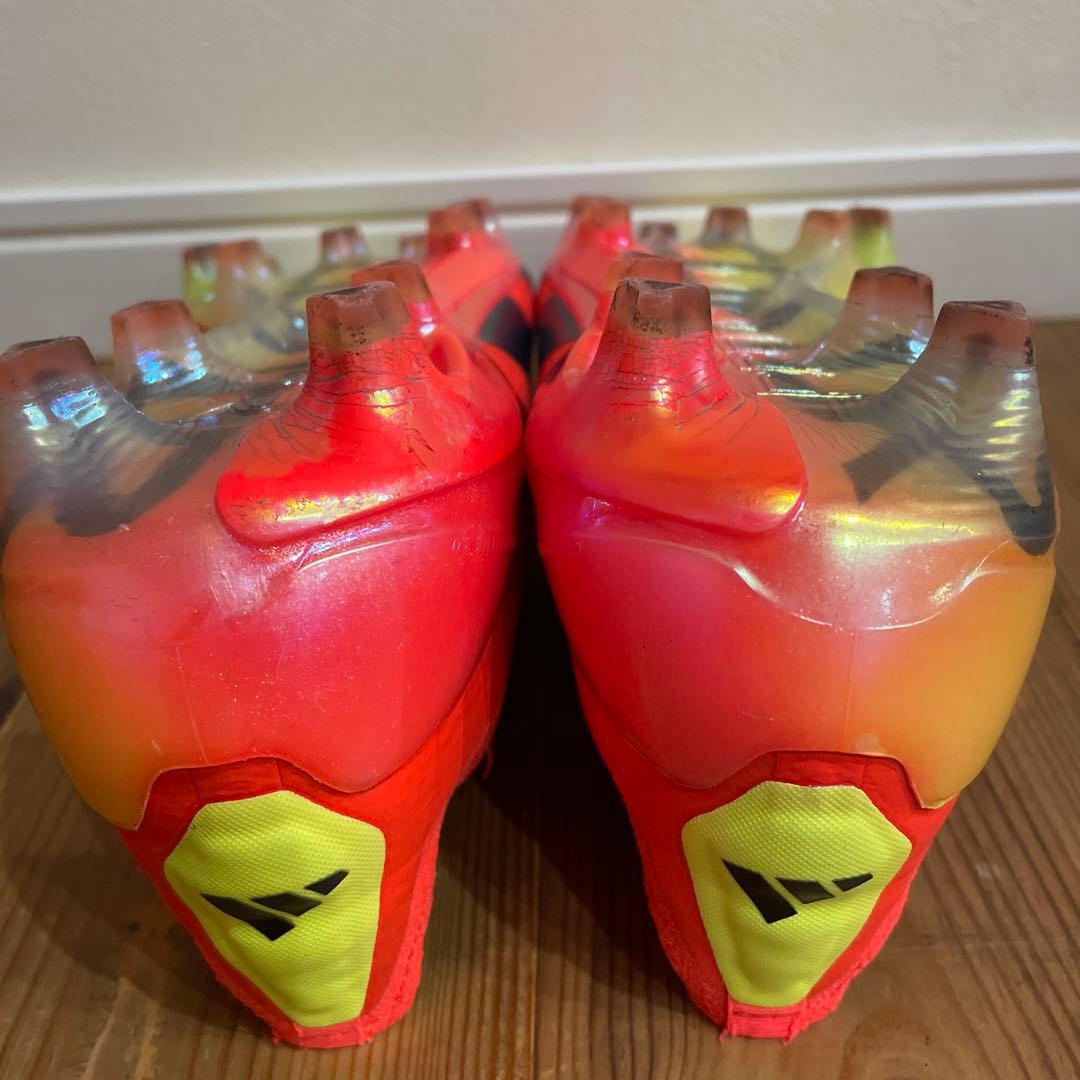 アディダス　プレデター　レースレス　26cm