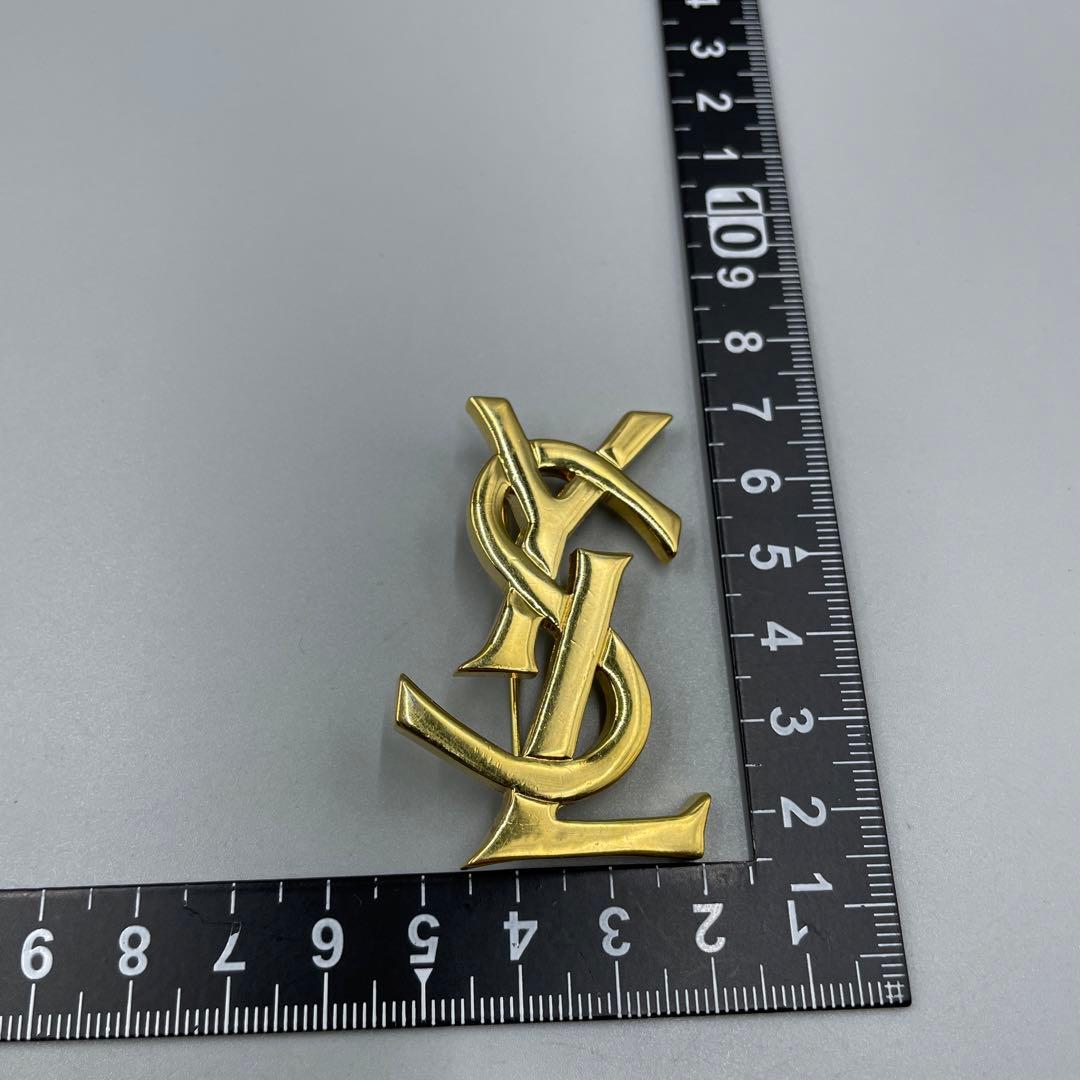 227イヴサンローラン　YSL ゴールドロゴブローチ