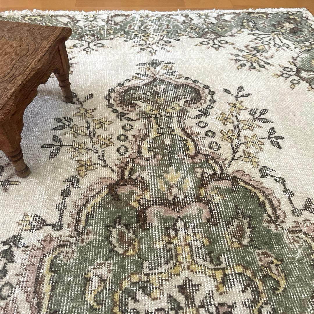 115×206 モスグリーン×クリーム　メダリオン　トルコヴィンテージラグ