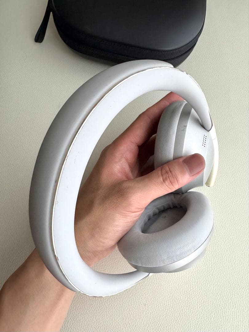 Bose Noise Cancelling ヘッドホン 700 シルバー