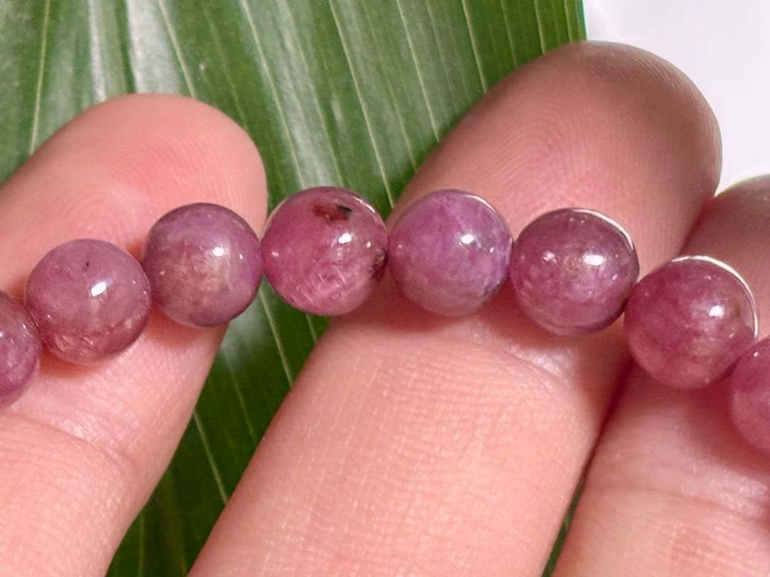 再販困難　最高品質　世界四大宝石　幻のグリーンランド産　マゼンタオールドルビー