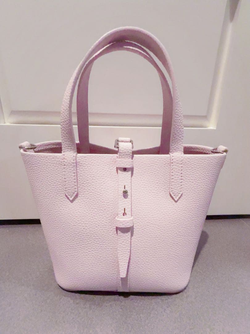 Beryl ベリル リサイクルレザーバケツバッグ コットンキャンディーピンク