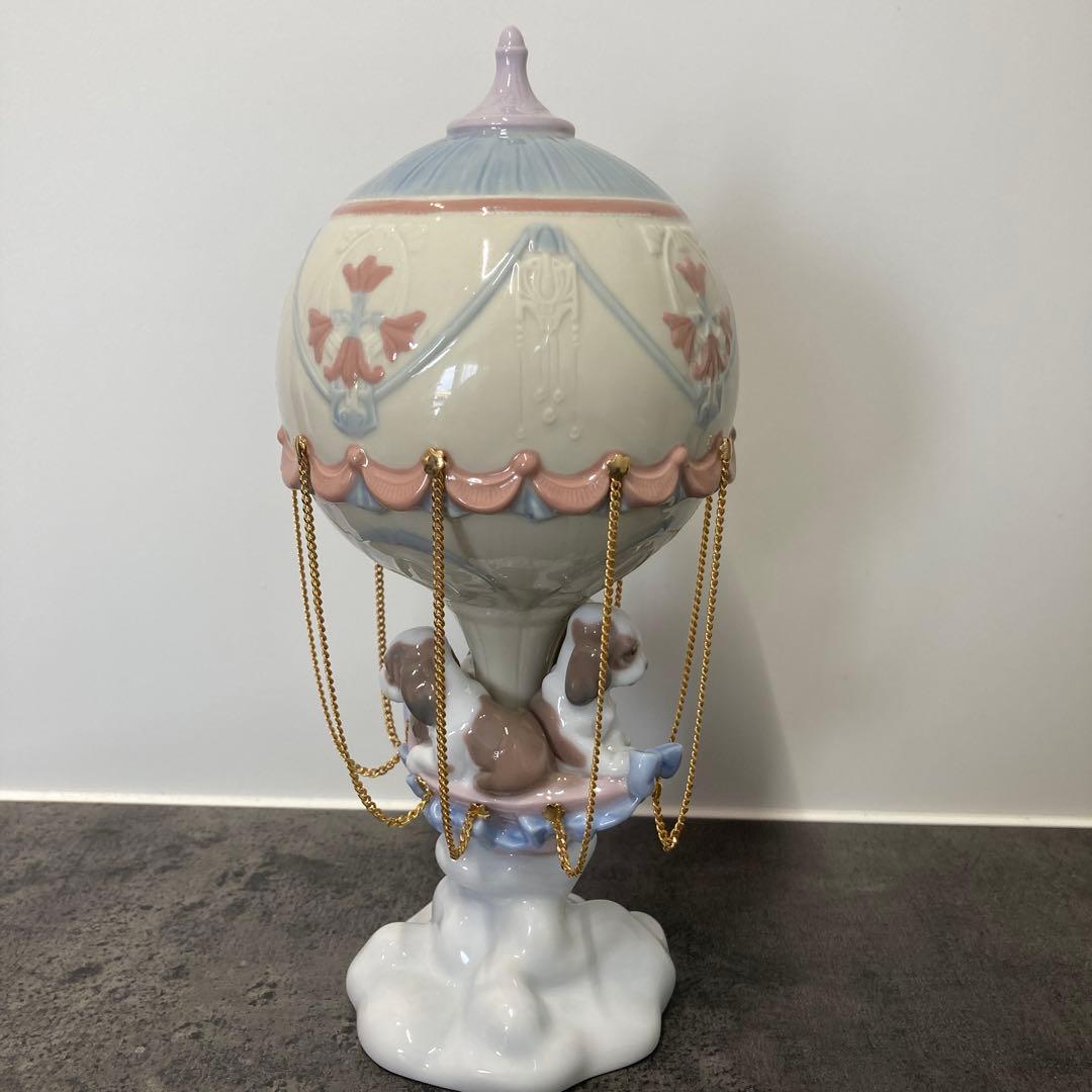 【極美品】 リヤドロ Lladro フィギュリン 気球で上がって 6524 犬