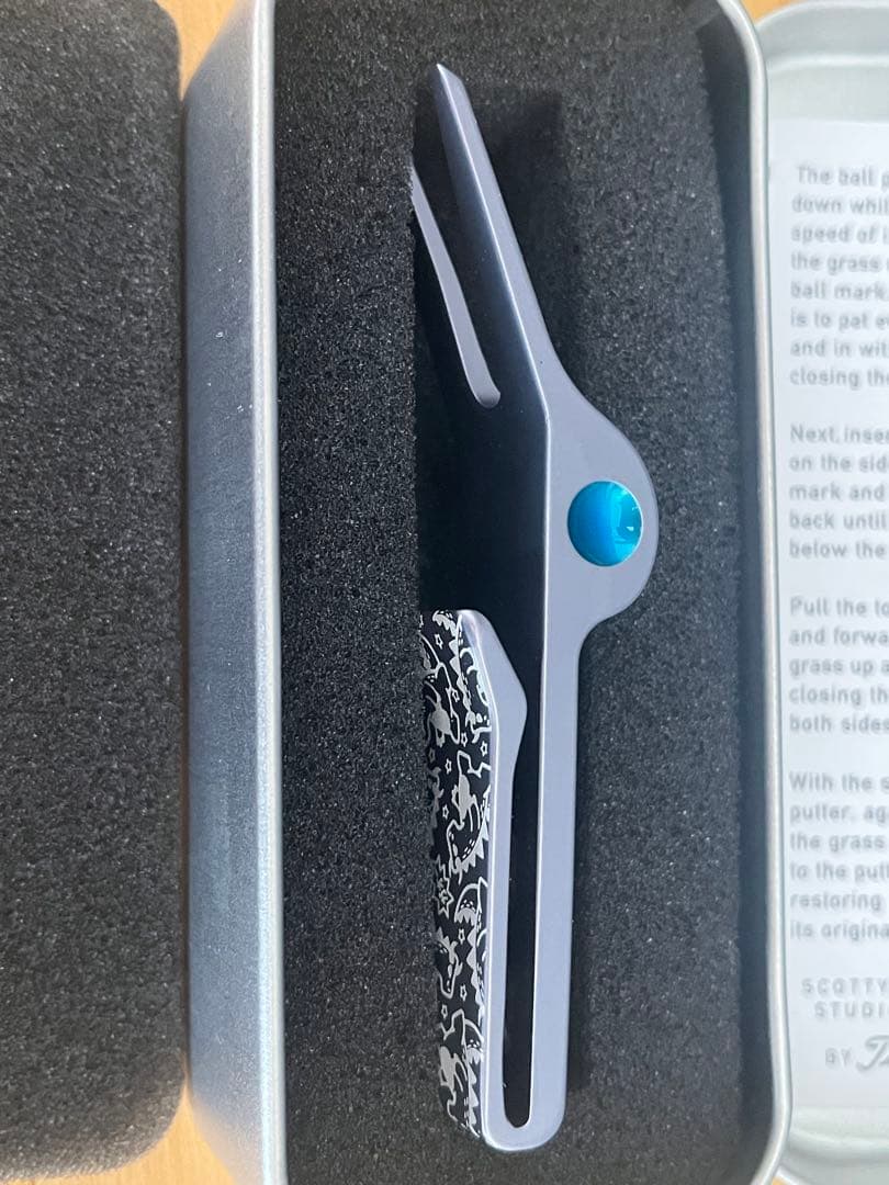 スコッティ　キャメロン　フェスティバル　ピボットツール　ゴジラ