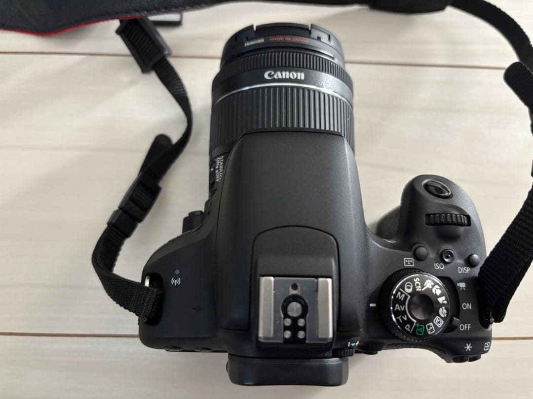 【中古品】Canon EOS Kiss X9i ダブルズームキットおまけ付き