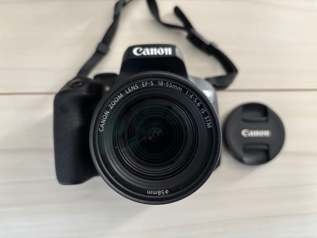 【中古品】Canon EOS Kiss X9i ダブルズームキットおまけ付き