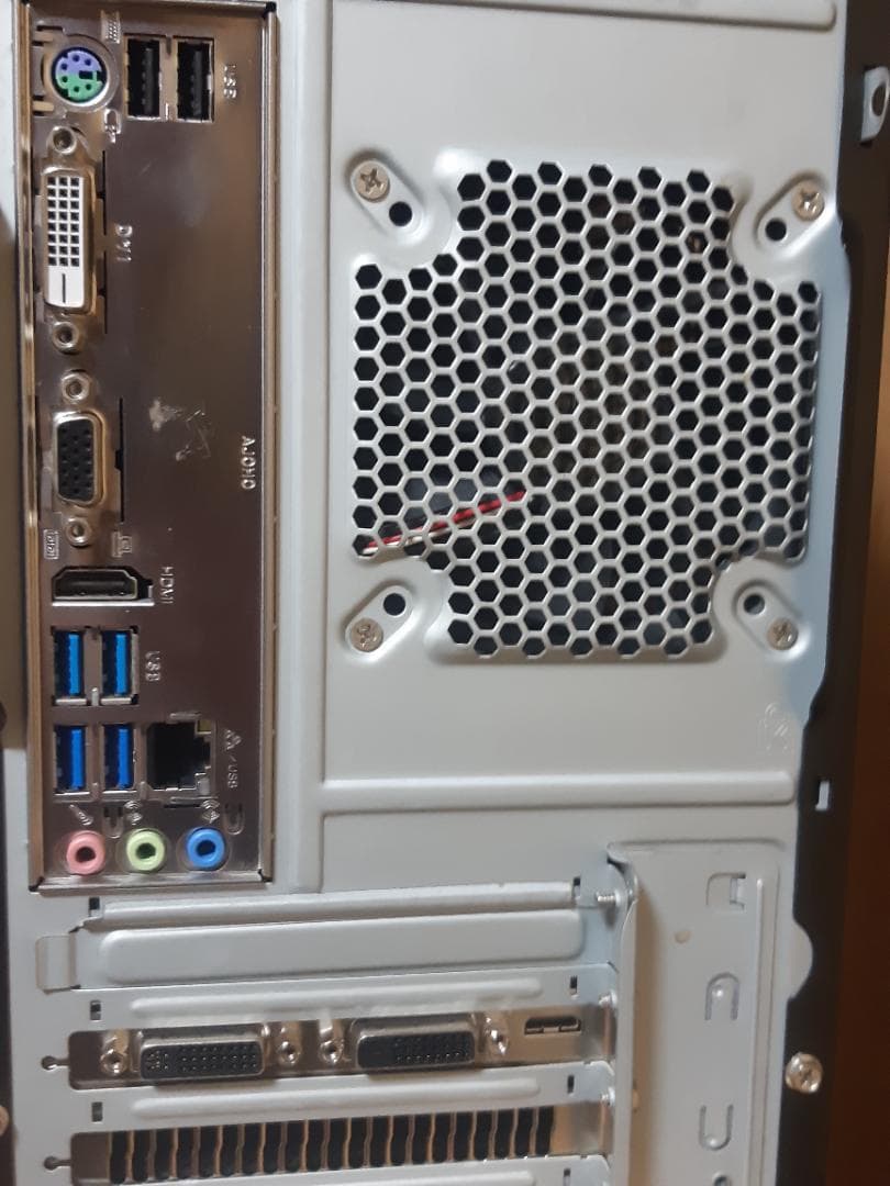 自作PC　RYZEN3 3100・8GB・128GB・GTX750Ti