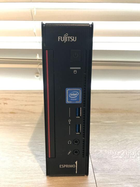 Windowsデスクトップ Fujitsu ESPRIMO Q558/B / Celeron G4930T