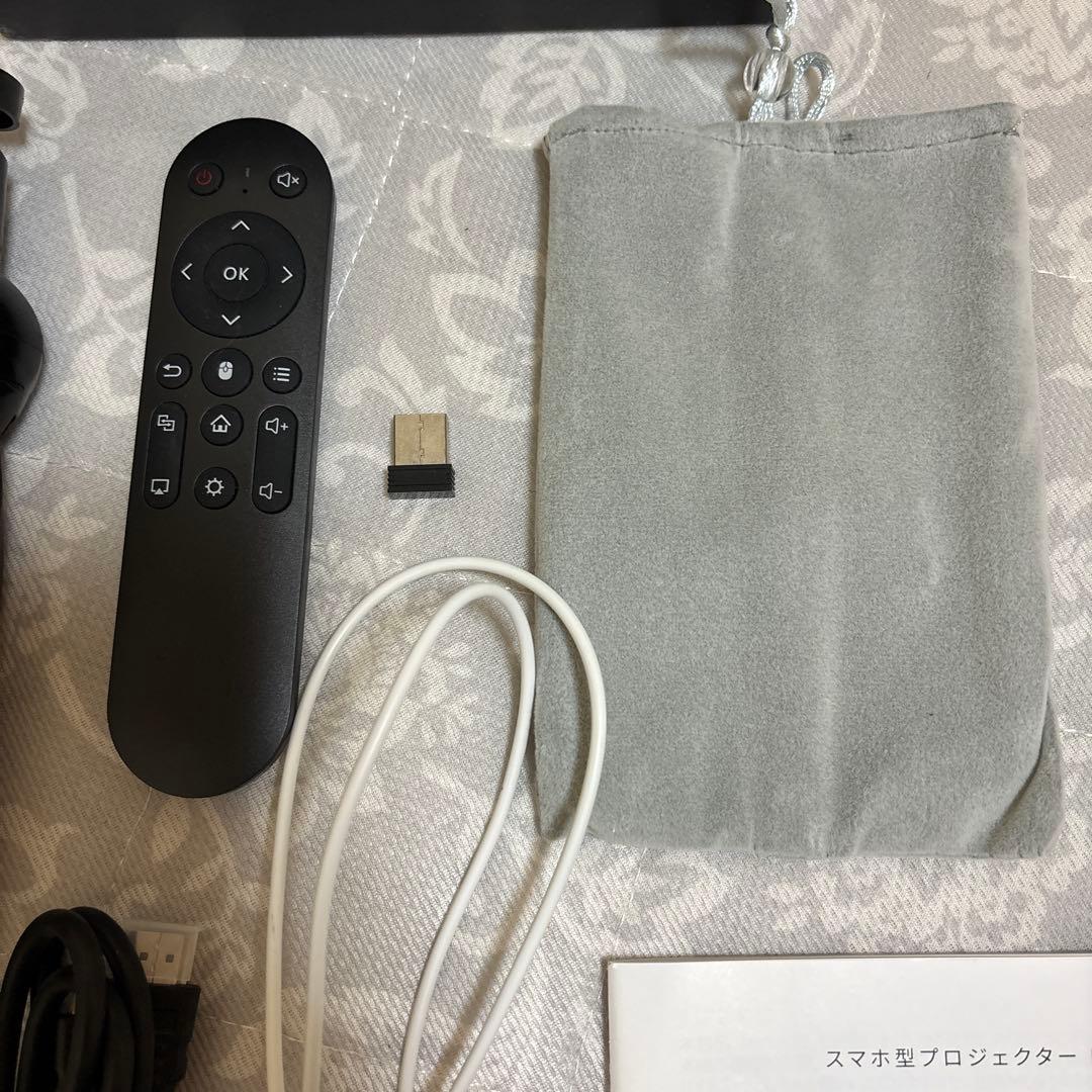 UENO-monoカベーニ KABENI モバイルプロジェクター ウエノ