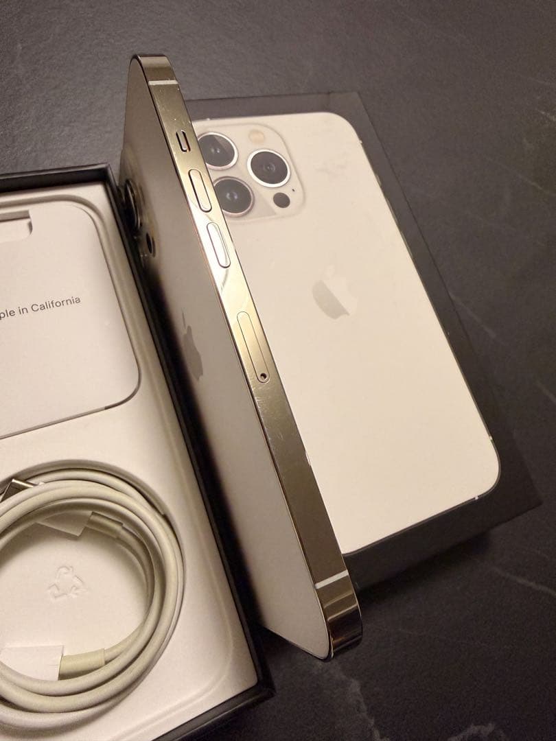 【美品・バッテリー100%】iPhone 13 Pro 1TB シルバー 本体