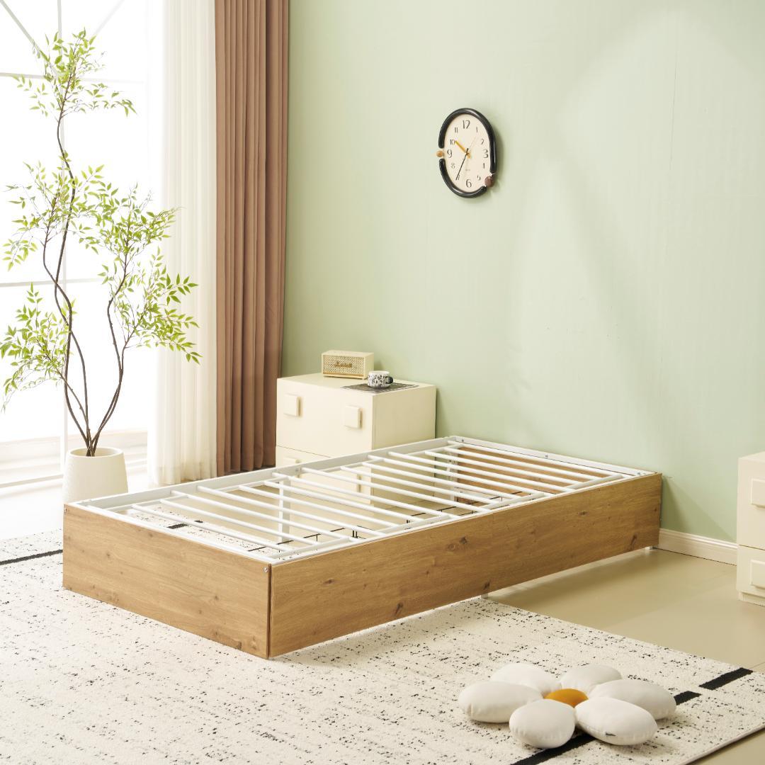 限定価格！パイプベッド 折りたたみ ベッドフレーム　コンパクト 折畳　ブラック