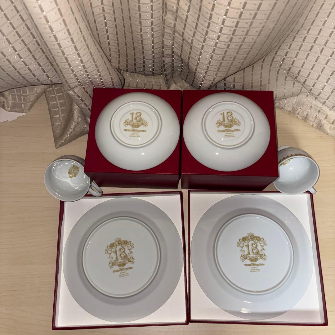 ディズニー TDS マゼランズ 18周年 プレート カップ＆ソーサー 2点x2