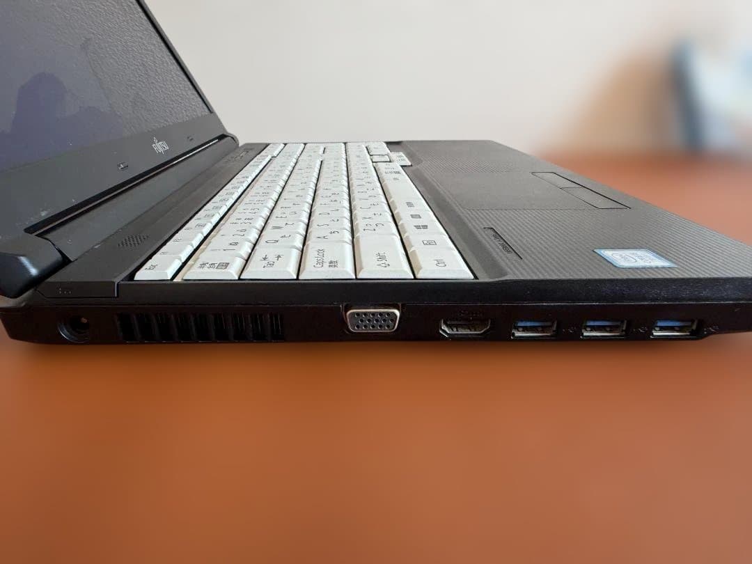 Windowsノート本体 Fujitsu LIFEBOOKi5-7300U/8G/250G
