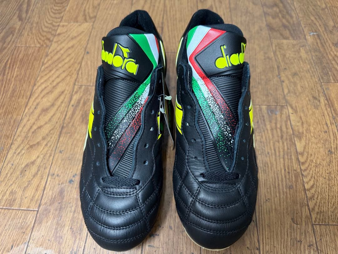 ディアドラ　コモ MD PRO ロベルトバッジョ　25cm サッカースパイク