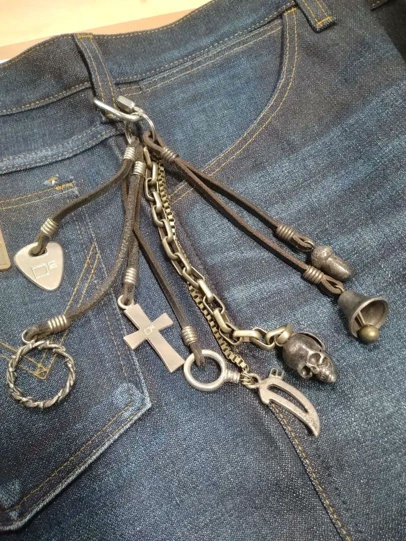 DSQUARED2レザー＆チャーム