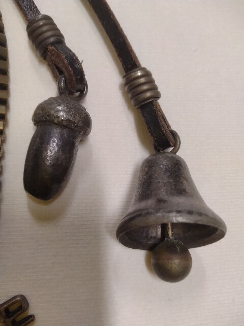 DSQUARED2レザー＆チャーム